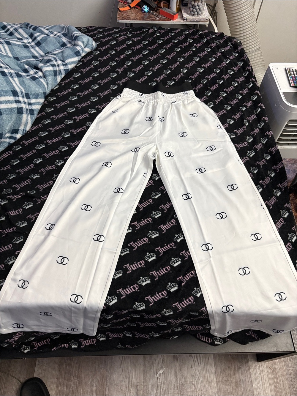 CC White Lounge Pants with side pockets Black Logo Print